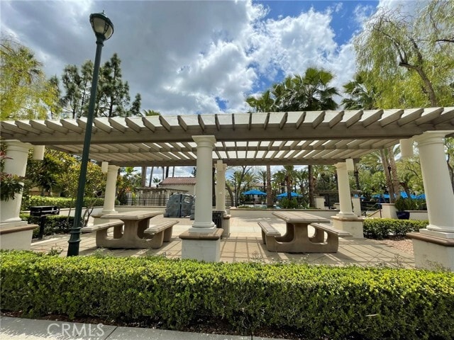 Building Photo - 810 The Promenade