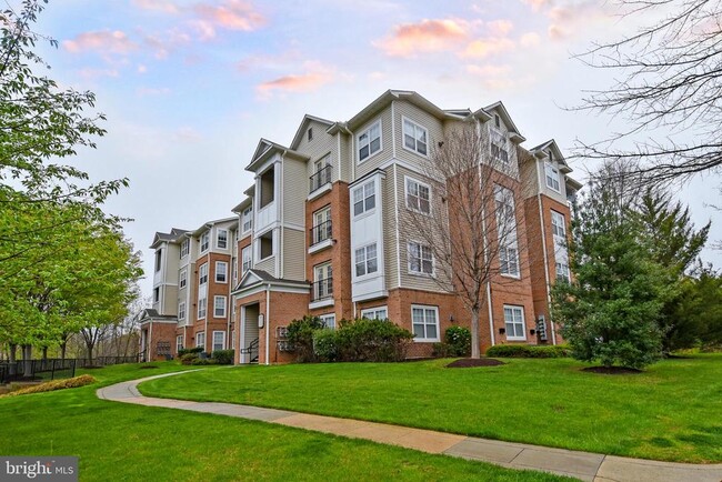 Building Photo - 13504 Derry Glen Ct