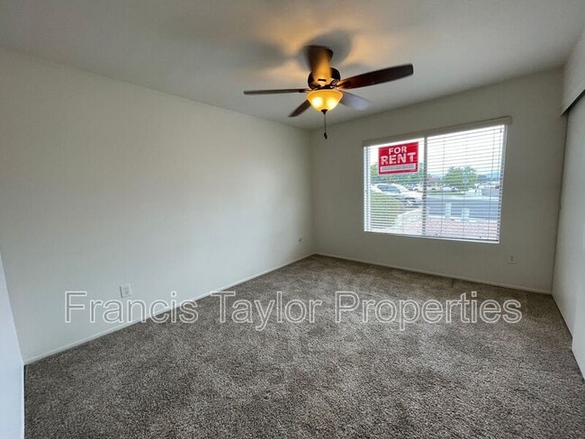 Building Photo - 1651 Peacock Blvd
