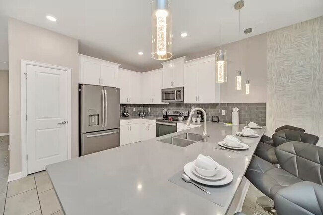 Building Photo - 730 Drop Shot Dr