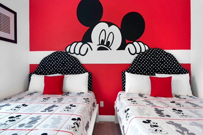 Building Photo - 7540 Gathering Dr