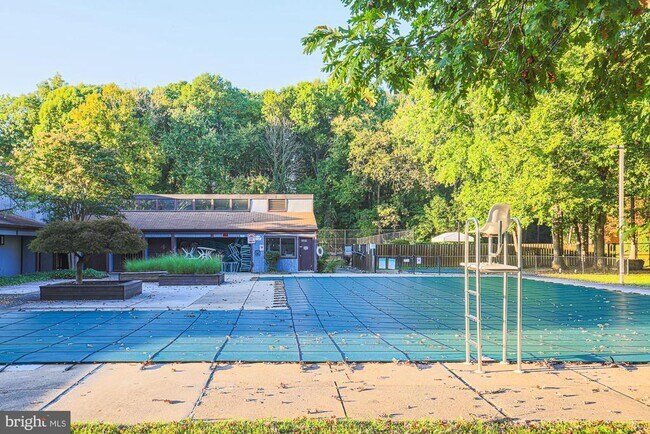 Building Photo - 6331 Red Cedar Pl