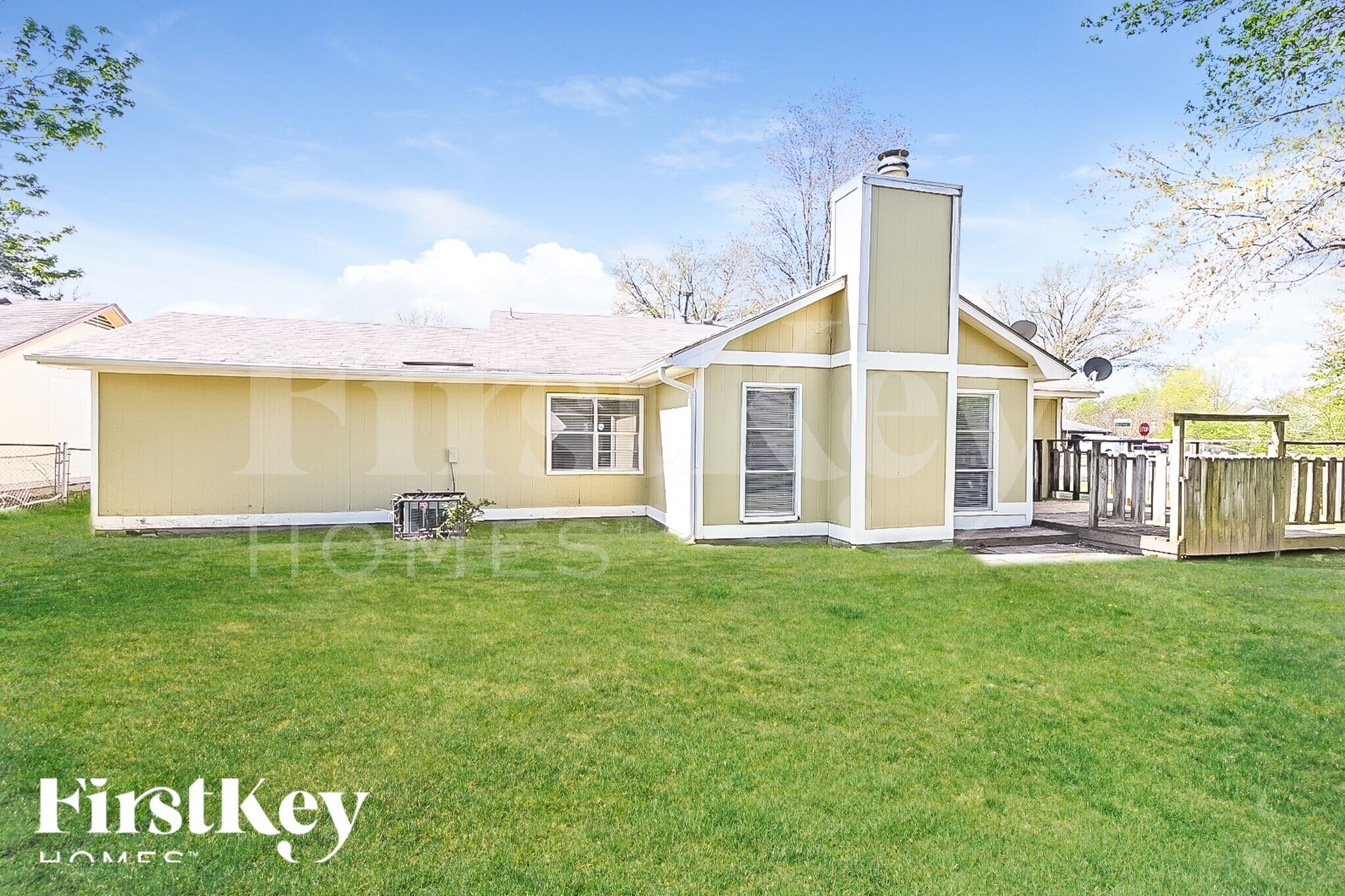 Building Photo - 6702 Valley Park Dr