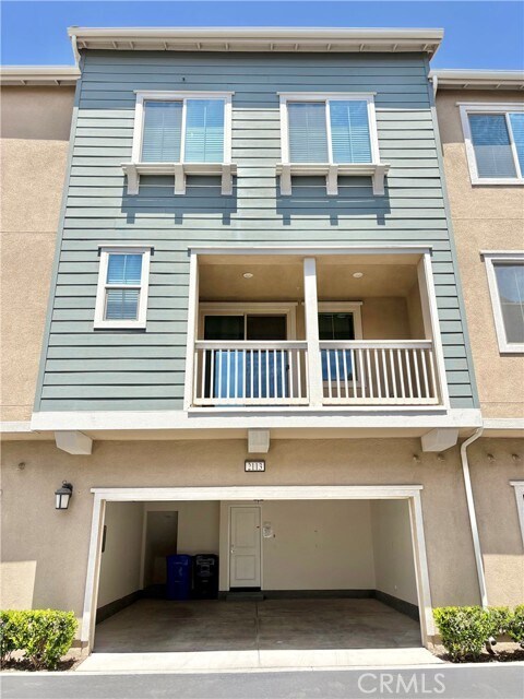 Building Photo - 2113 Crescent Moon