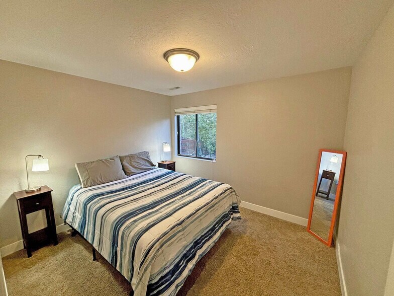 Building Photo - 7492 Brighton Way