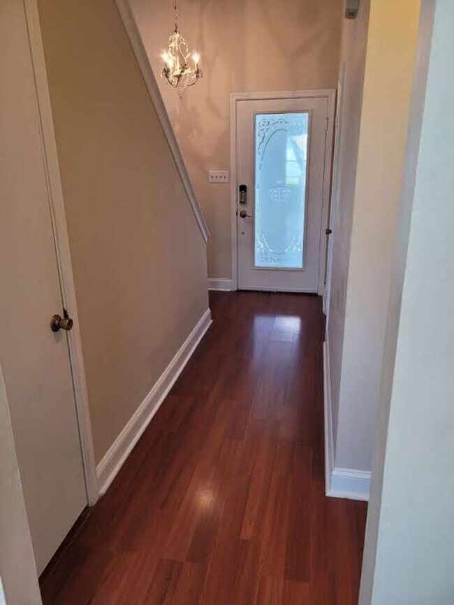 Building Photo - Ocean Lakes Single Family Home Ready for Move In!