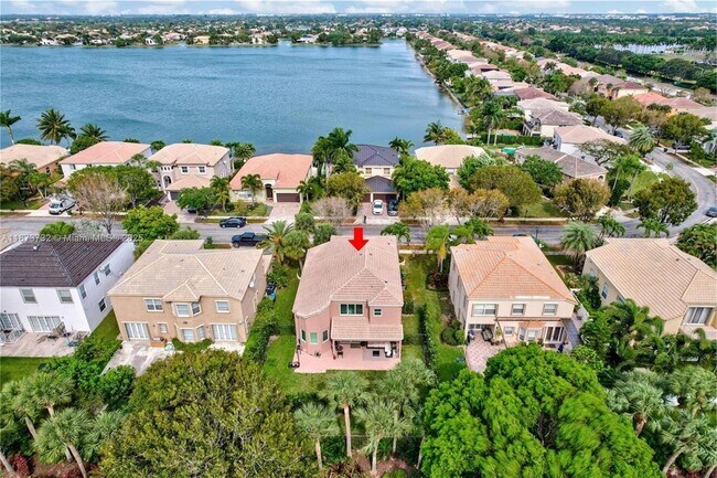 Building Photo - 1500 SW 171st Terrace