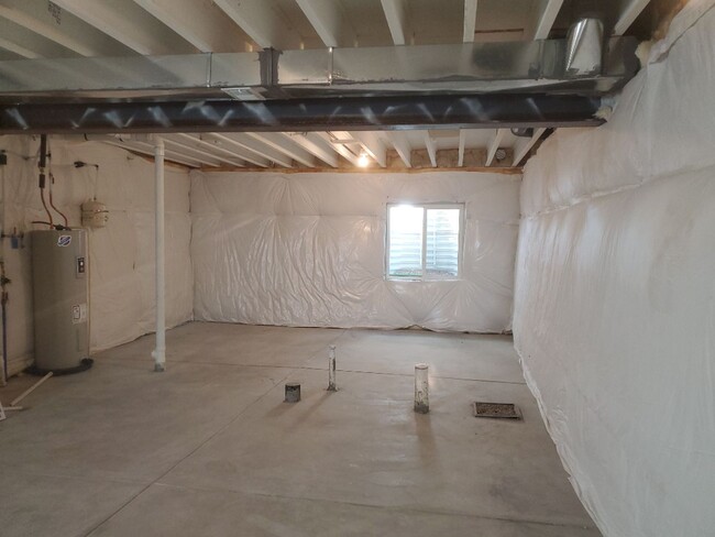 Building Photo - Exquisite 3 Bed 2.5 Bath Single Family Home