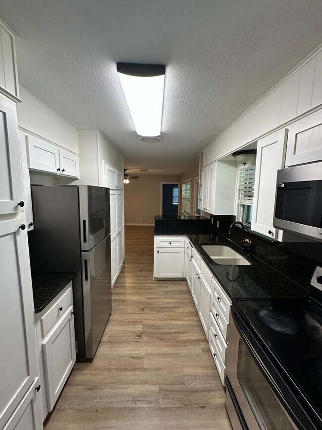 Building Photo - 3Bd/2Ba in Killeen, TX!