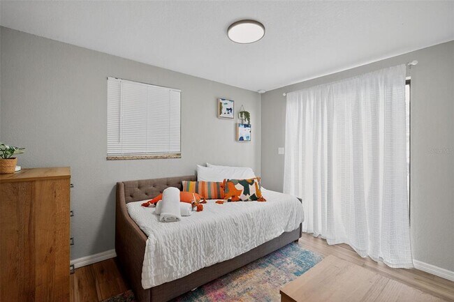 Building Photo - 63 Lake Hunter Dr