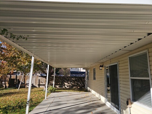 Building Photo - Cute Nampa home in one of  the most desirable neighborhoods. Fabulous location. 7159 E. Hampton.