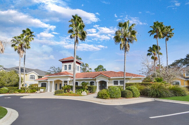 Building Photo - 2221 Vista Cove Rd