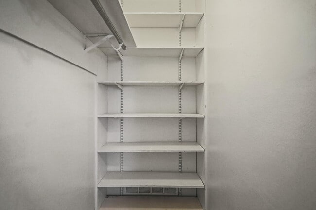 Building Photo - 2826 58th St