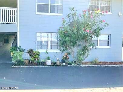 Building Photo - 1830 S Palmetto Ave