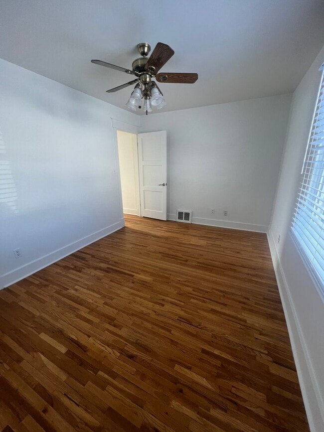 Building Photo - Recently Renovated Provo Home