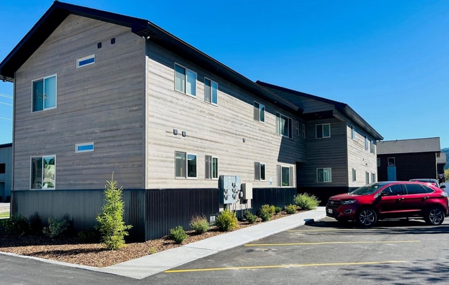 Building Photo - 48 Cedron Rd
