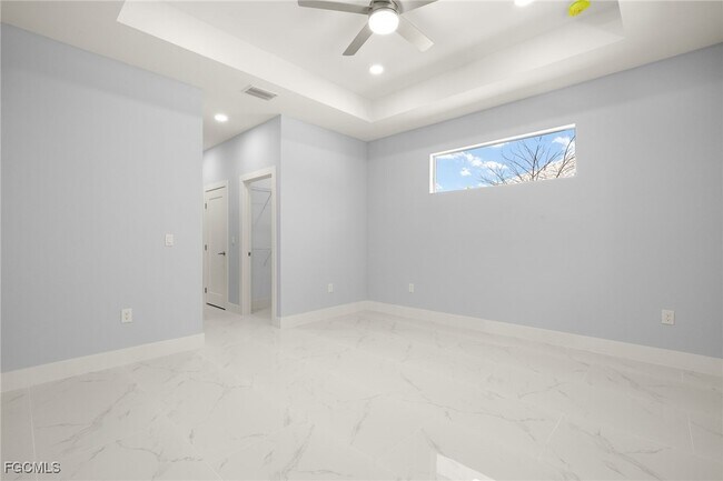Building Photo - 3733 15th St W