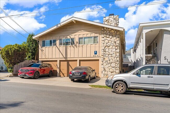 Building Photo - 517 Ximeno Ave