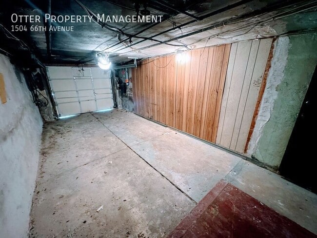 Building Photo - 1504 66th Ave