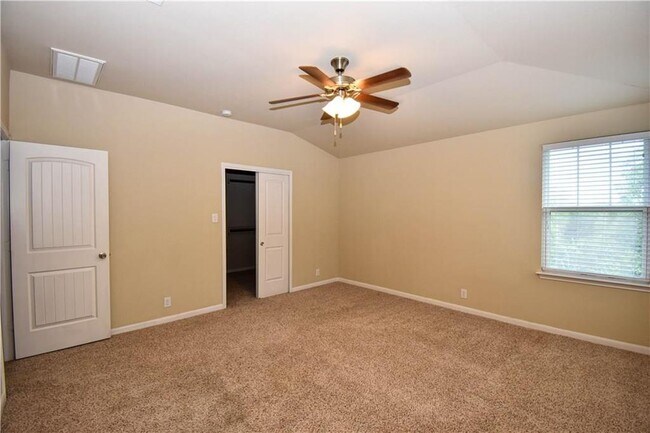 Building Photo - 8548 White Ibis Dr