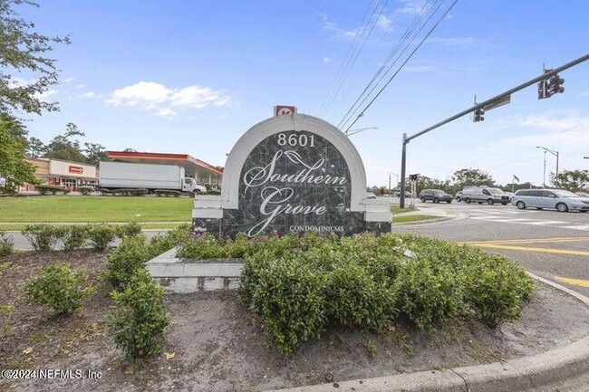 Primary Photo - 8601 Beach Blvd