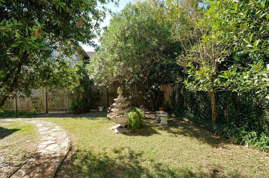Building Photo - 4508 Medinah Pl