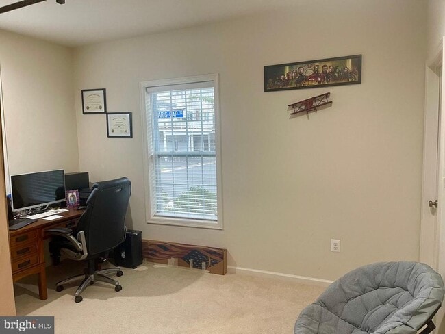 Building Photo - 43010 Paris Gap Square