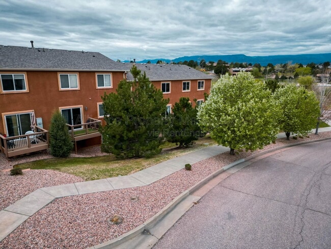 Building Photo - 2260 Covenant Heights