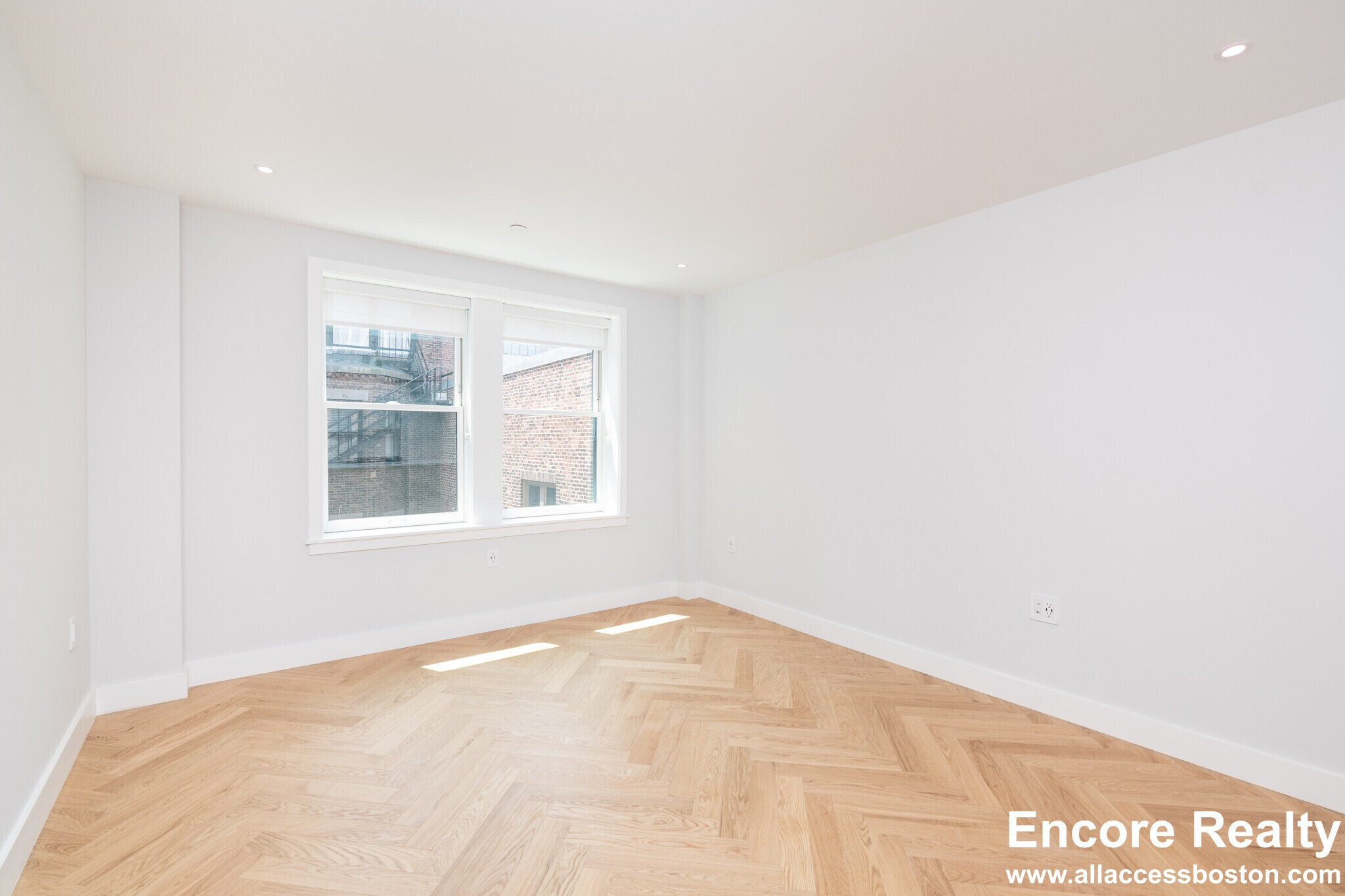 Building Photo - 12 Commonwealth Ave