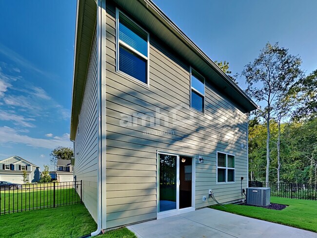 Building Photo - 11134 Hazel Gdns Dr