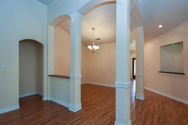 Building Photo - 14814 Cantor Cir
