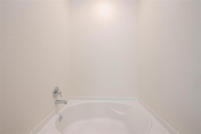 Building Photo - 413 Texas Olive Dr