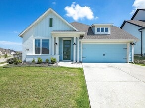 Building Photo - 2240 Lazy Dog Ln