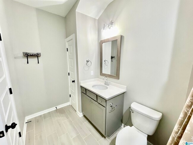 Building Photo - 4878 Silas Ave