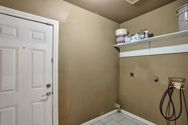 Building Photo - 707 N Tennessee St