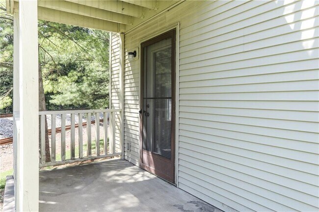 Building Photo - 88 Keran Manor Ct