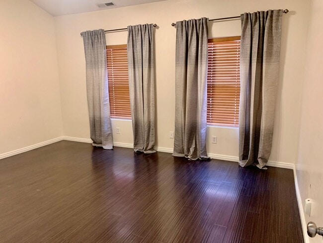 Building Photo - Pet-Friendly Four Bedroom Home with RV par...