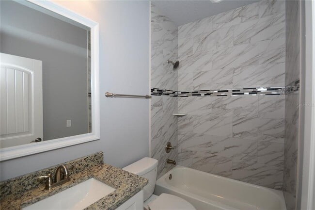 Building Photo - 25 Rosepetal Ln