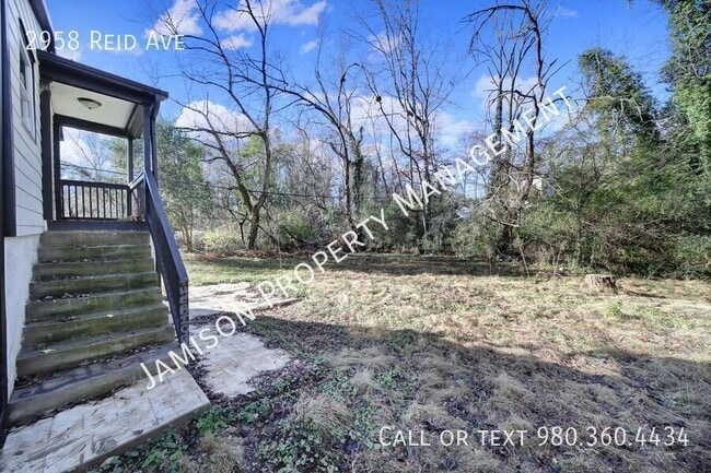 Building Photo - 2958 Reid Ave