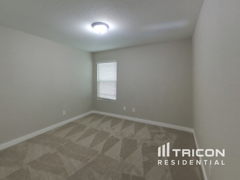 Building Photo - 10547 Pablo Way