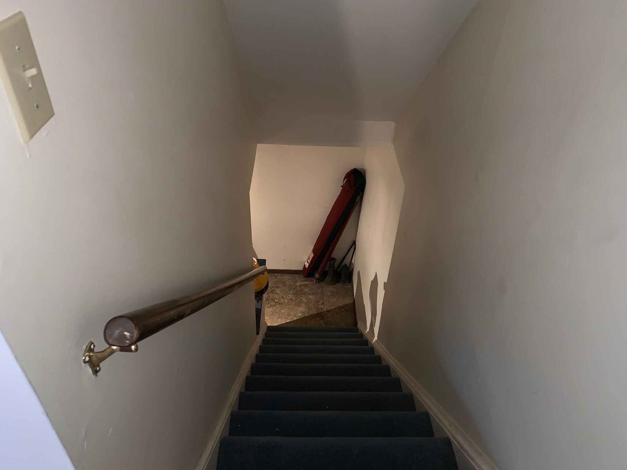 Building Photo - 4304 Royalview Dr