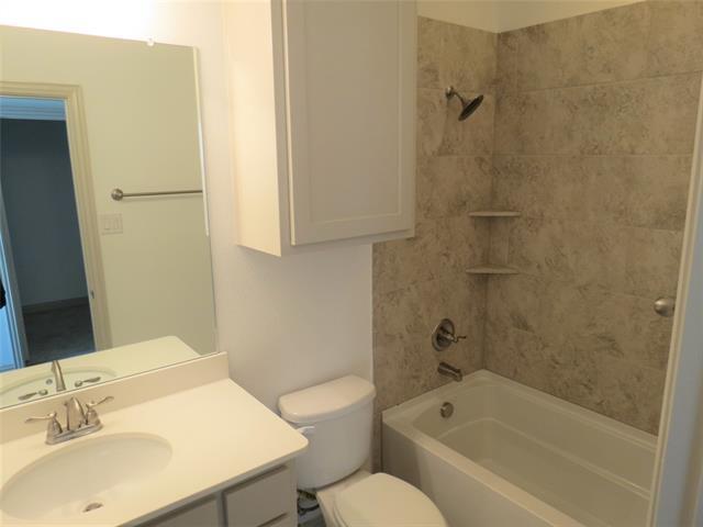 Building Photo - 2317 Jameson Ln