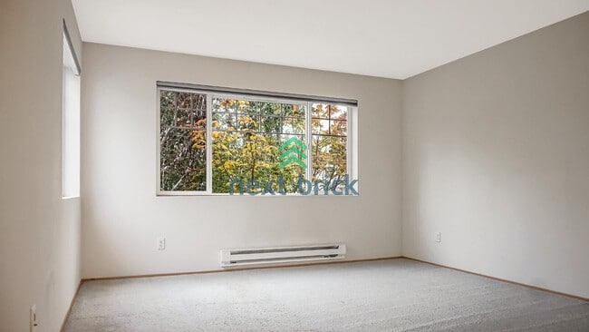 Building Photo - 3 Bed 2.5 Bath Townhouse Available for Rent!