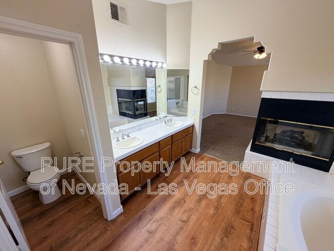 Building Photo - 266 Bluefield Ln