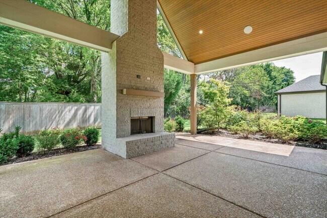 Building Photo - 316 Majestic Trail