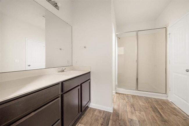 Building Photo - 404 Pentire Way