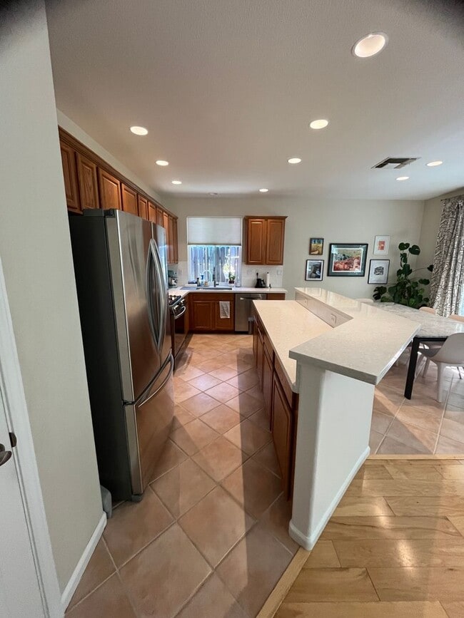 Building Photo - 3820 Vistosa Ct