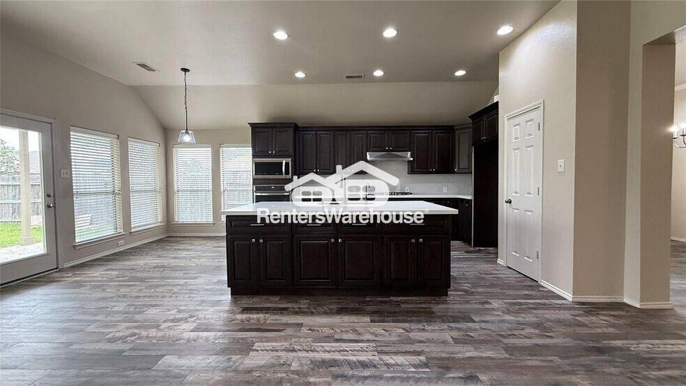 Building Photo - 13615 Evening Wind Dr