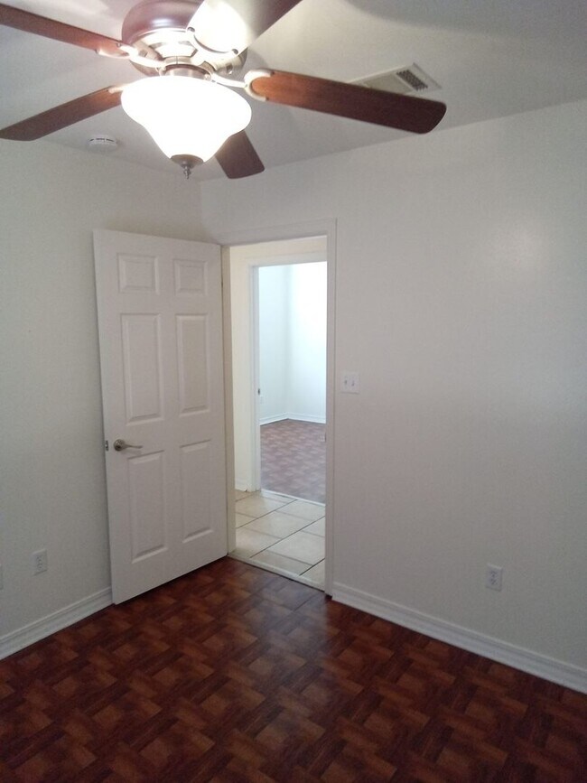 Building Photo - South Bossier Beauty!