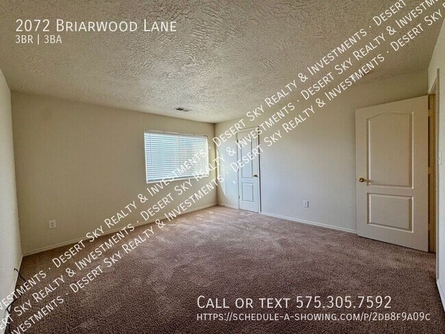 Building Photo - 2072 Briarwood Ln
